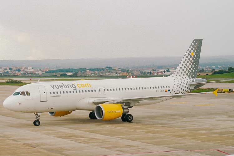 Vueling low cost airline europe