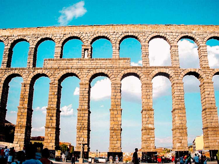 Aqueduct of Segovia: Landmarks in Spain