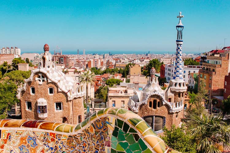 Parc Guell Barcelona: Landmarks in Spain