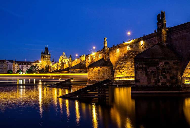 Charles Bridge Prague things to do for free