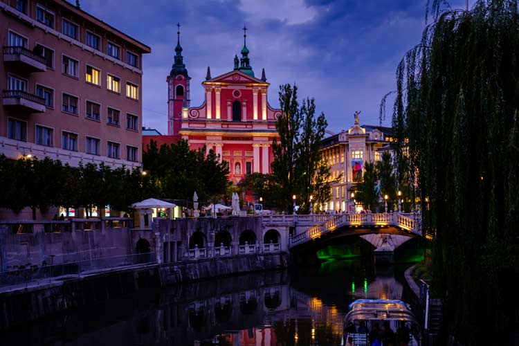 Ljubljana itinerary: St. Nicholas's Church