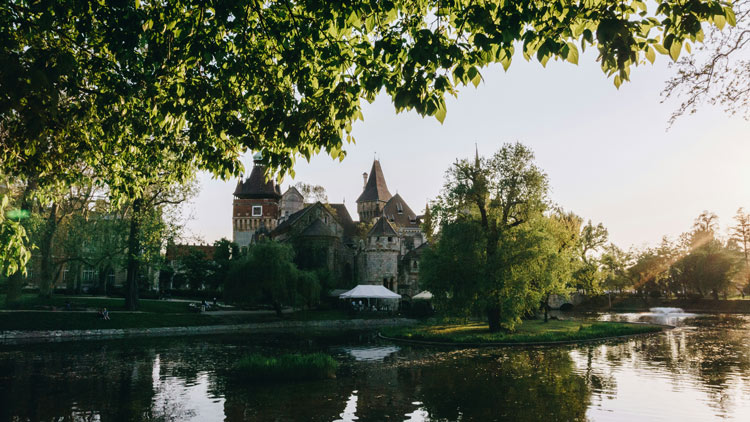 vajdahunyad castle City Park